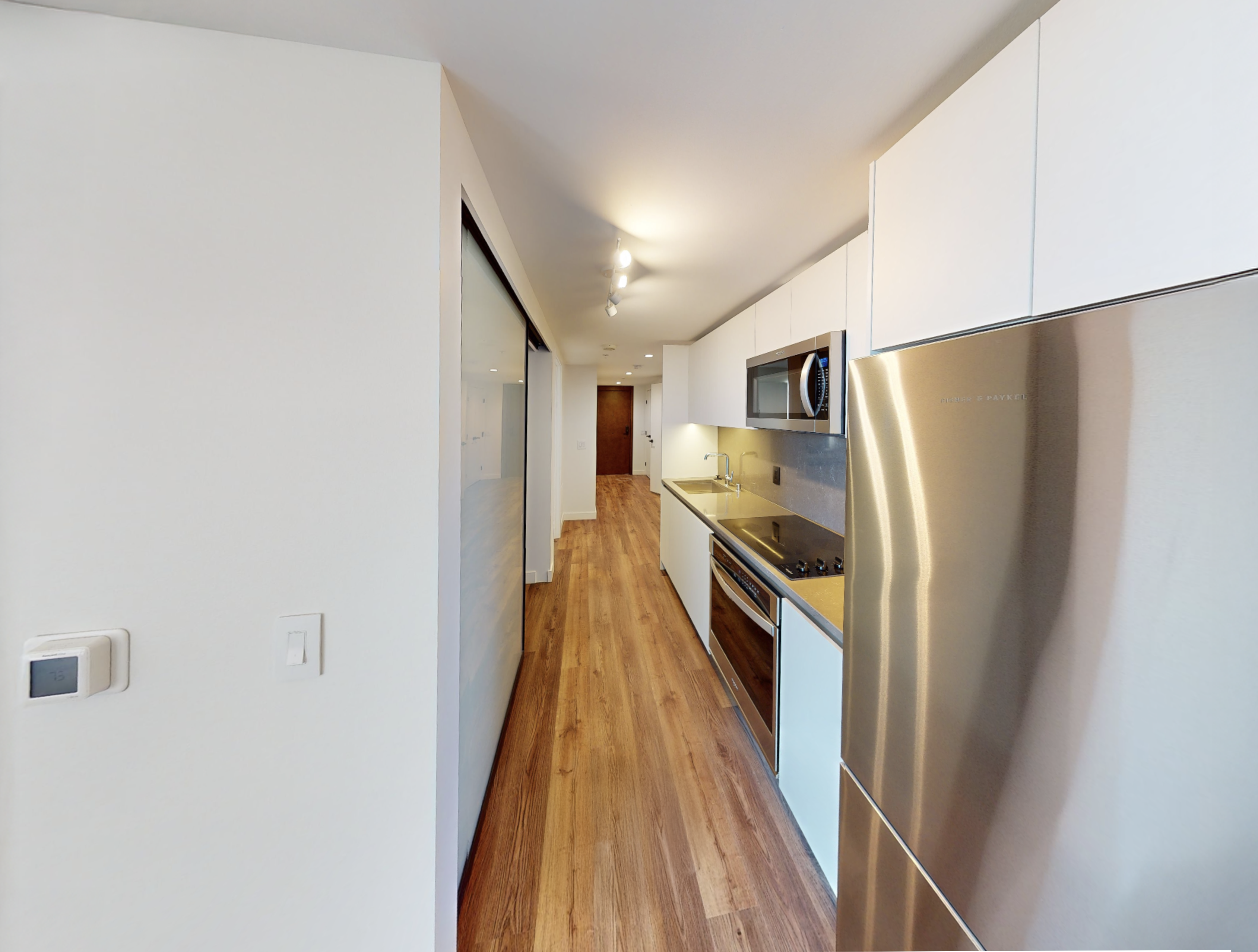 Home 2111 North Virtual Tour